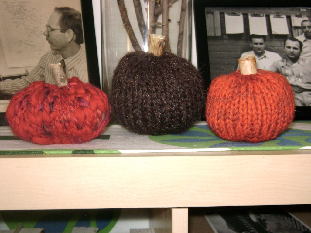 knitted pumpkins